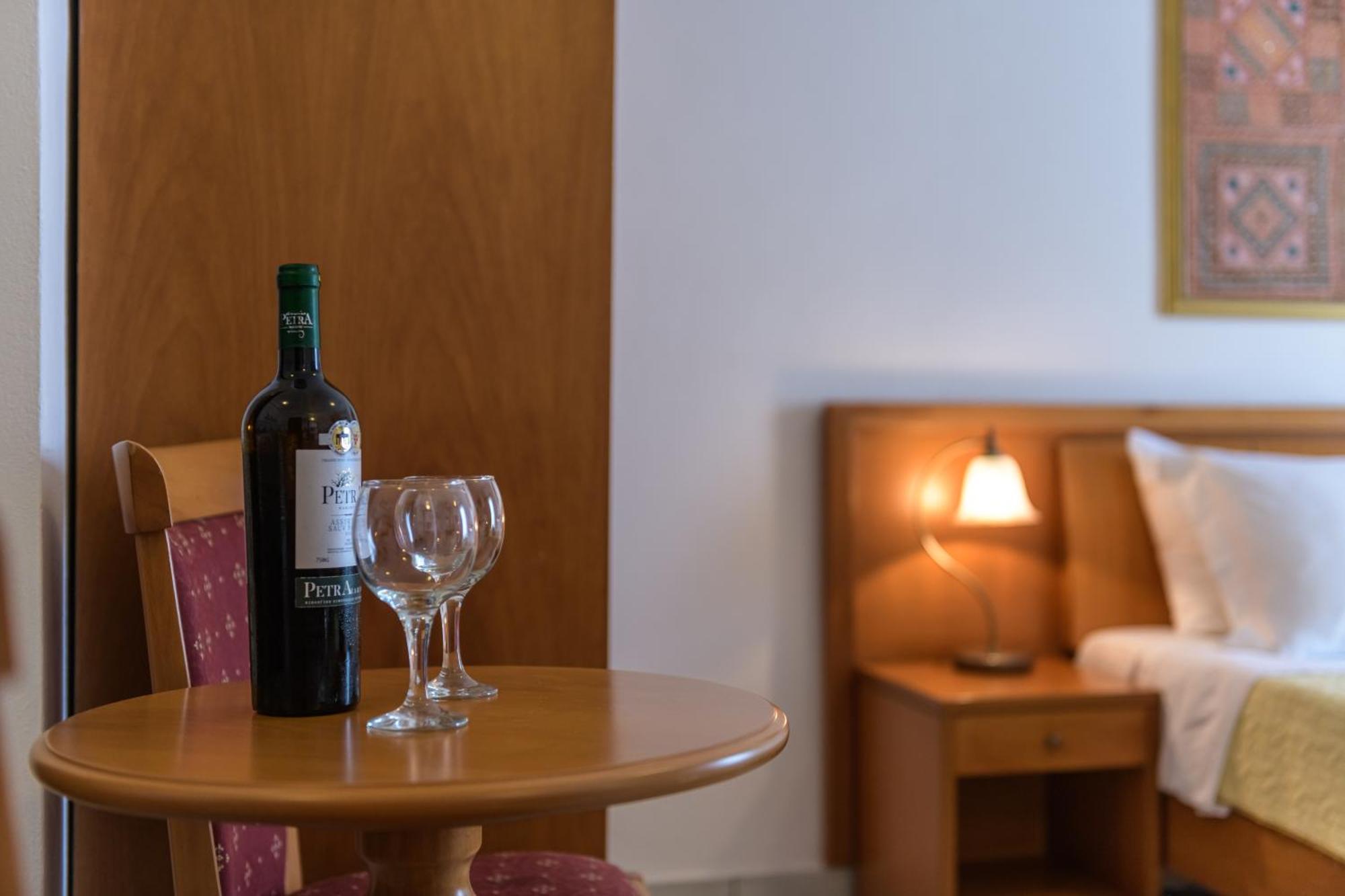 Grikos Hotel Pátmos Eksteriør bilde